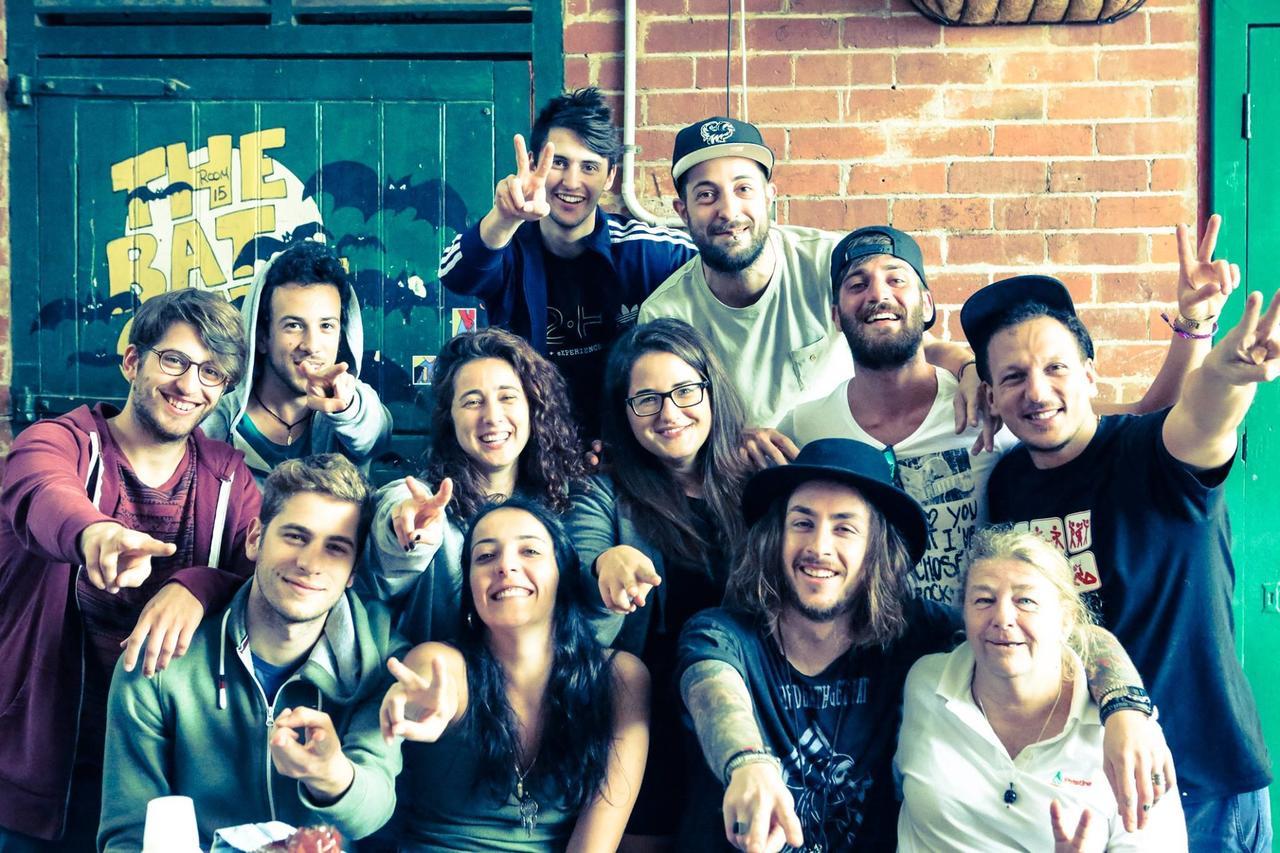Old Fire Station Backpackers Hostel Perth Exterior foto